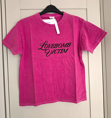 Urban outfitters pink lovebomb - urban,
